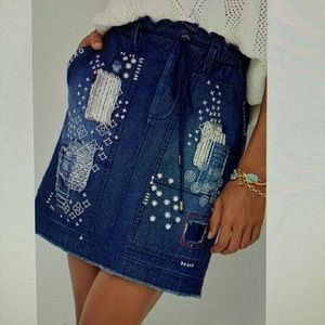 Anthropologie denim skirt with embroidery details - Never worn NWT size S